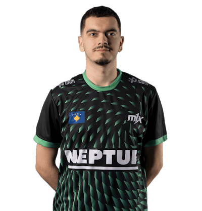 Фото игрока Lewis