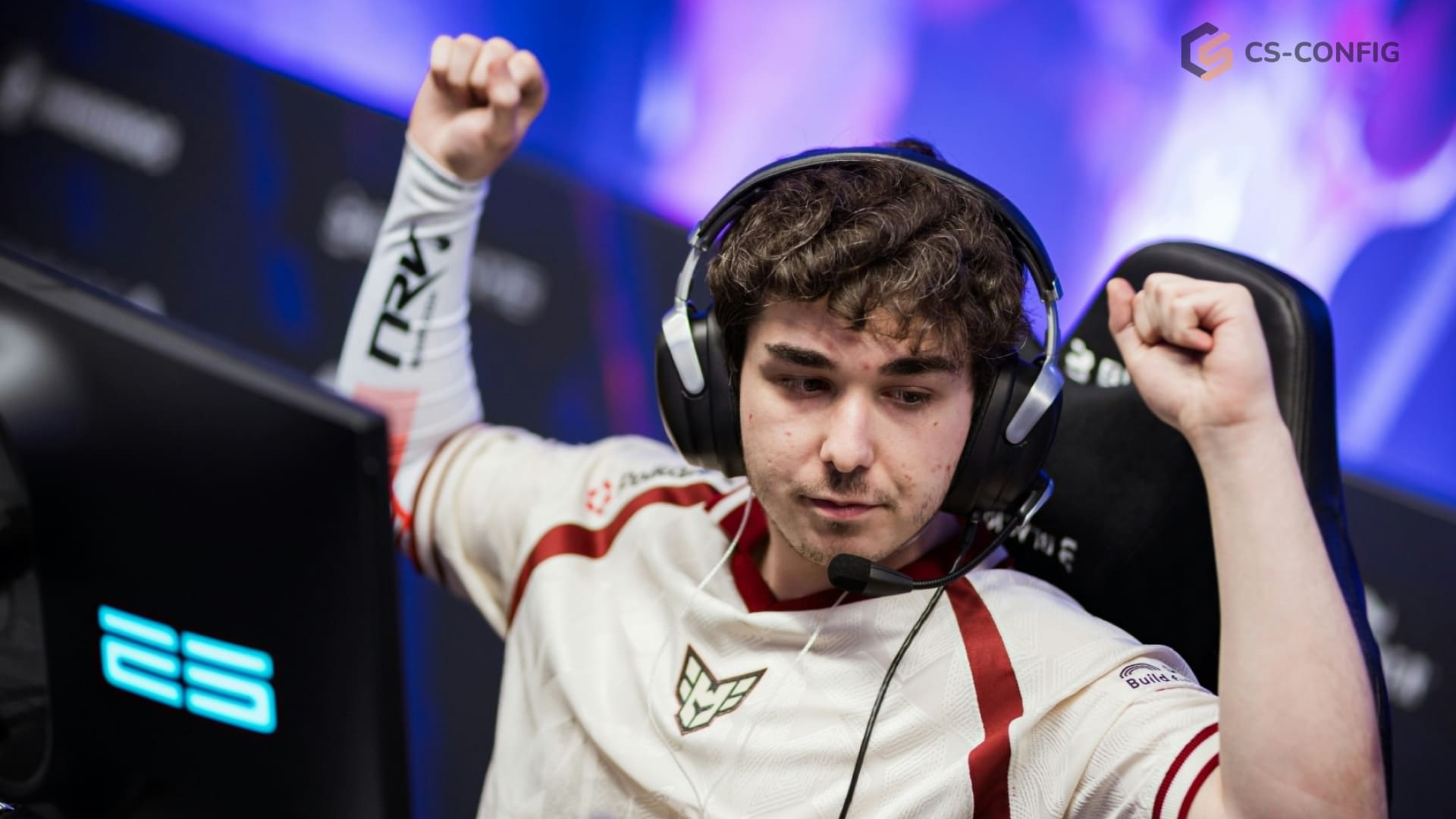 Xfl0ud ушел из Heroic