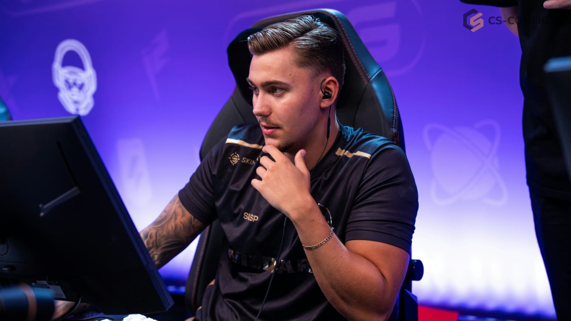 Руководство Wildcard Gaming выполняло трансферы по советам ИИ