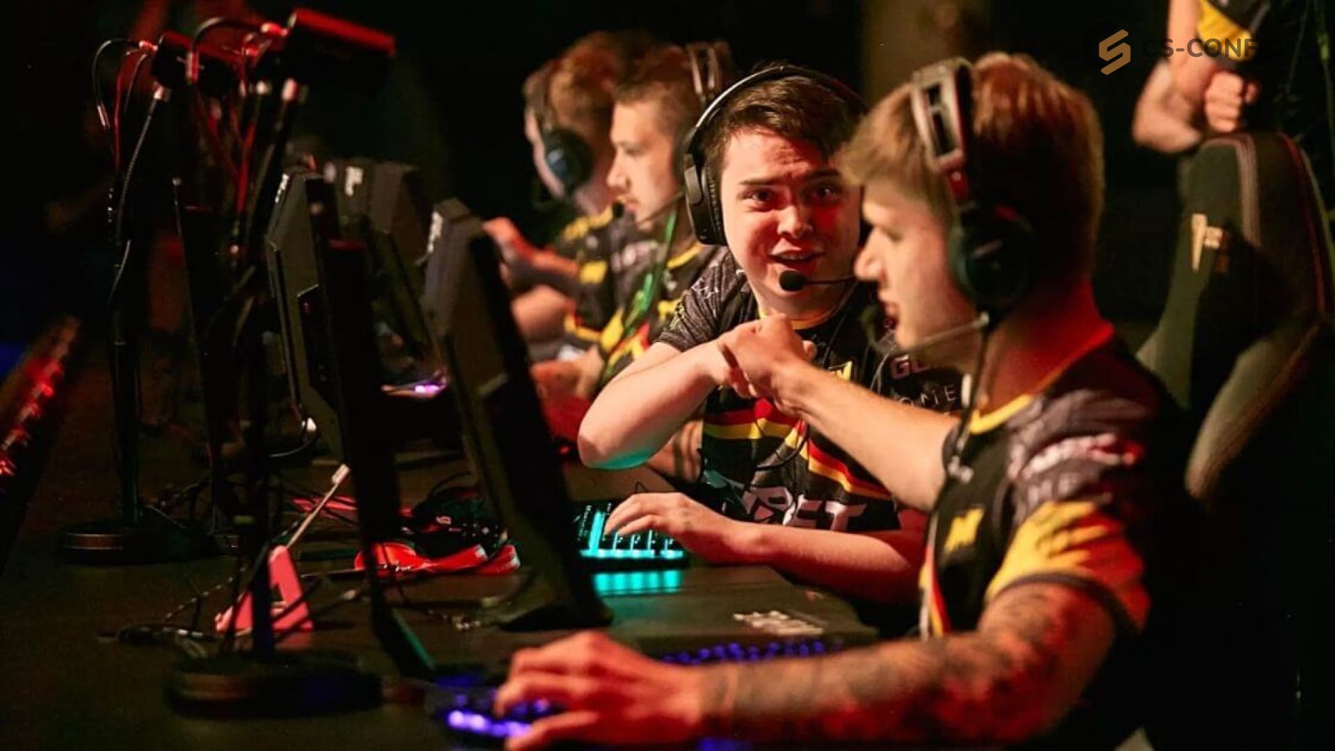Команда s1mple и electroNic вылетела с турнира Skyesports CEGC 2025