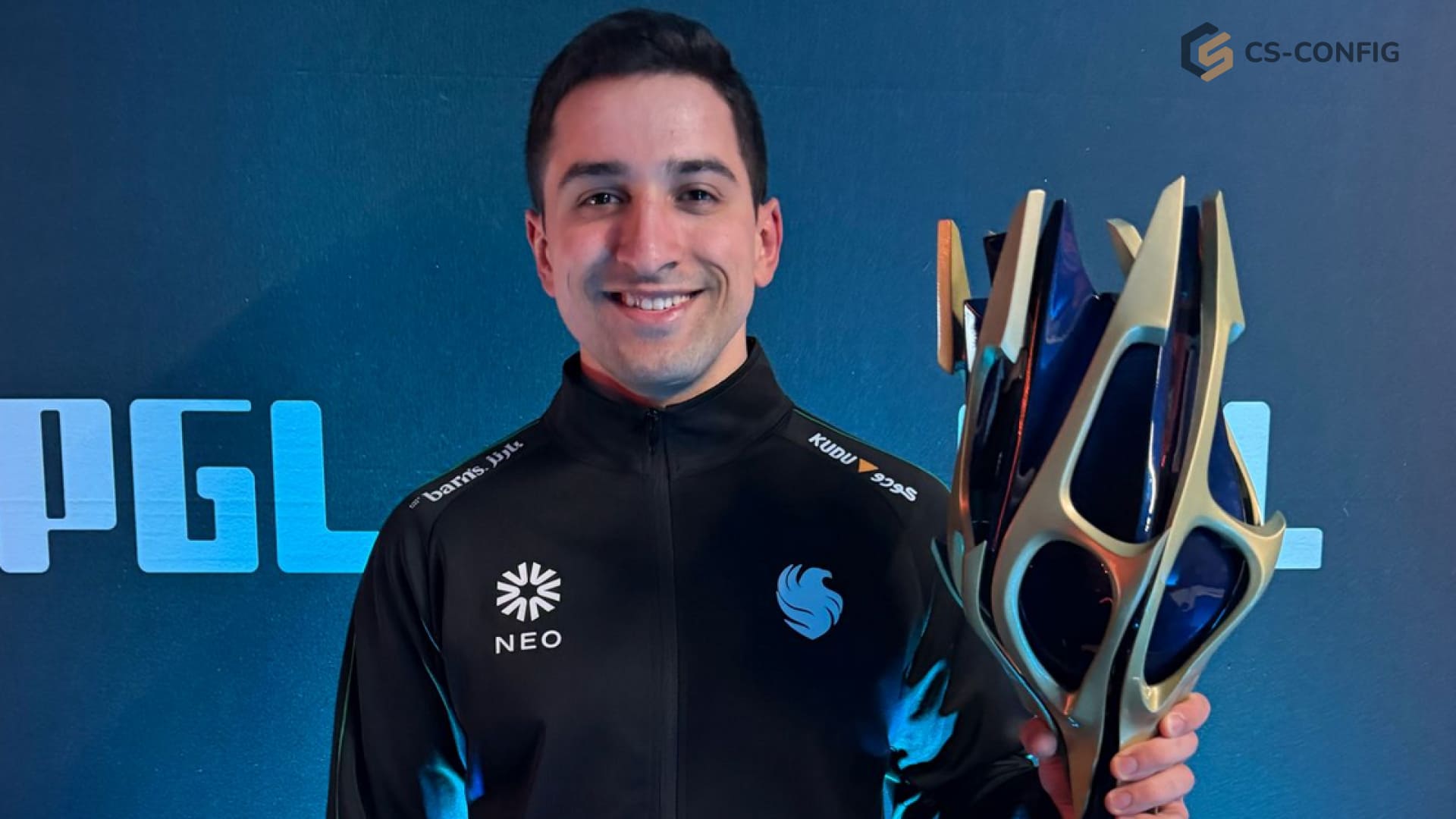 Из Team Falcons ушел аналитик