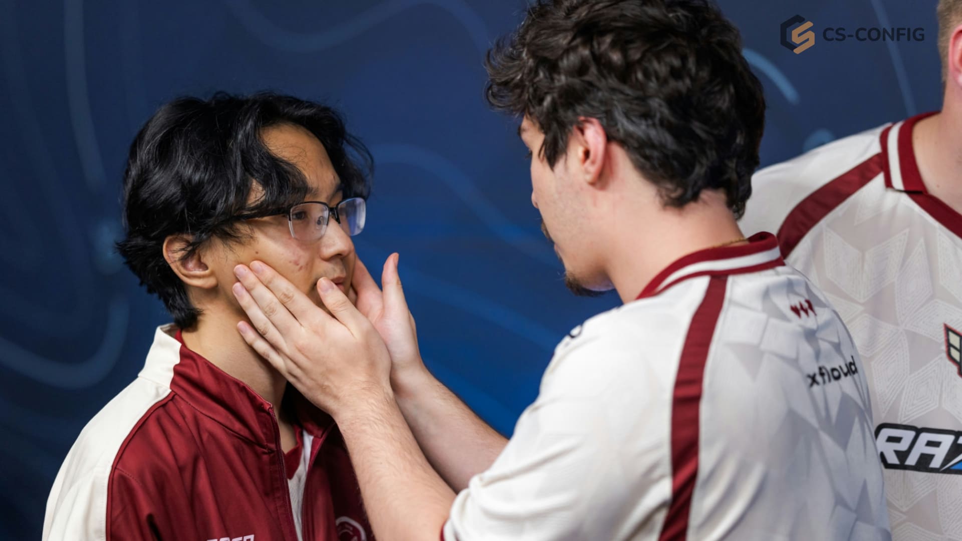 Alkarenn никак не может решить визовые проблемы