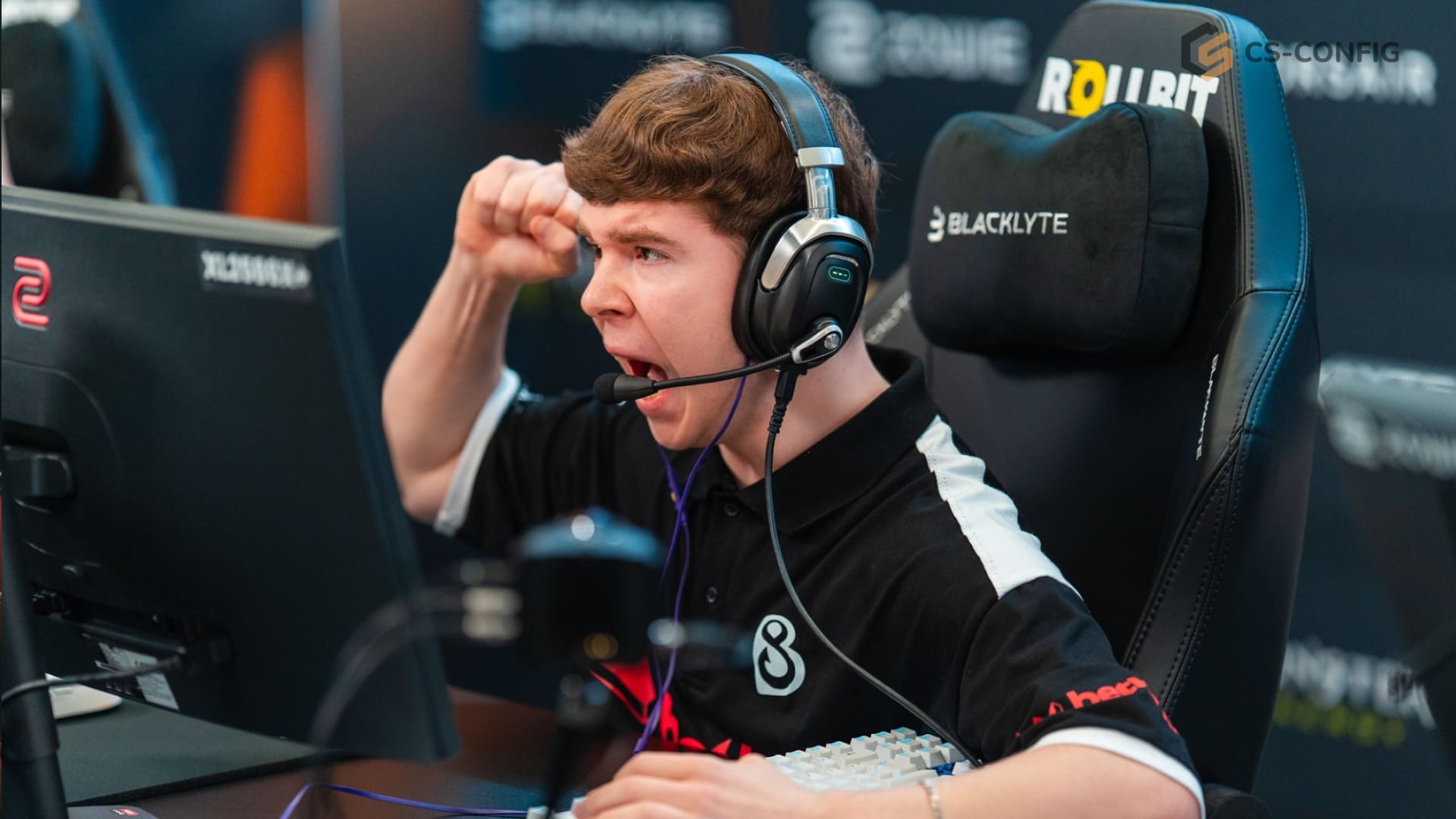 Headtr1ck стал новым участником Inner Circle